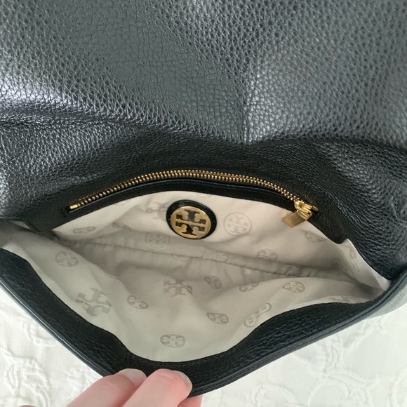 Amanda Clutch - Picture 4 of 8